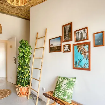 ホステル Selina *