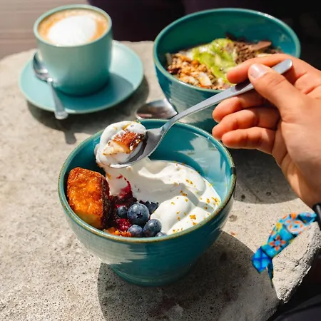 ホステル Selina エリセイラ