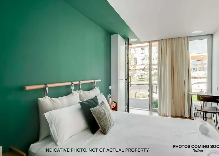 אכסניה Selina *